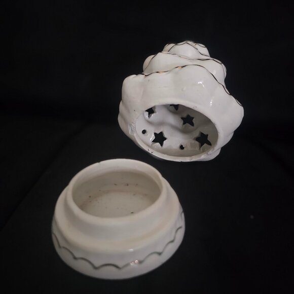 Gift Collection White Porcelain Christmas Tree Tealight Candle Holders, set of 2 - Picture 4 of 6